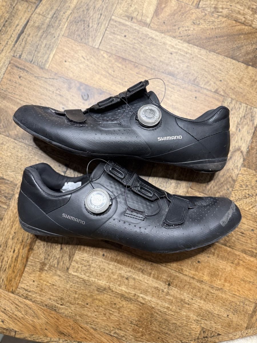 Shimano Scarpe da uomo: Shimano RC5 Veloschuhe – Usato da Brittnau venduto da yvesschenk