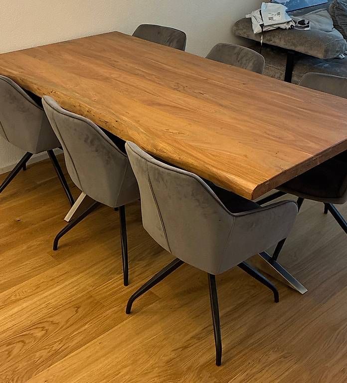 Tables: Esstisch aus Holz inkl. 6 Stühle – D'occasion à Basel par luc.ste 1