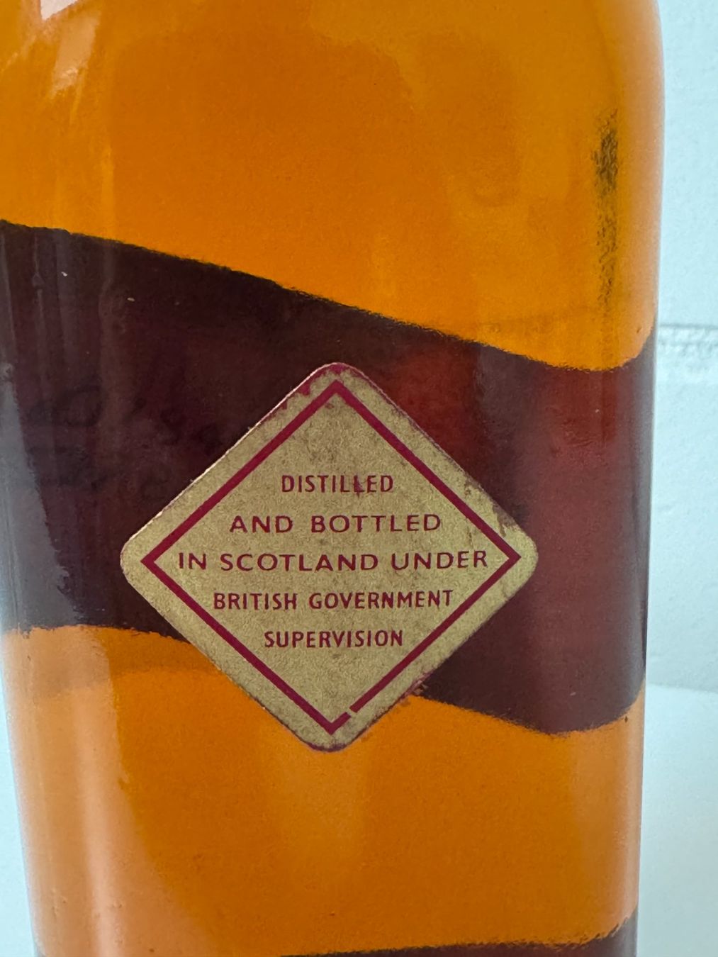 Johnnie Walker Spiritueux: 1950s - Johnnie Walker Red Label Whisky - 70cl – Neuf avec emballage d'origine à Embrach par Rondamaro 4