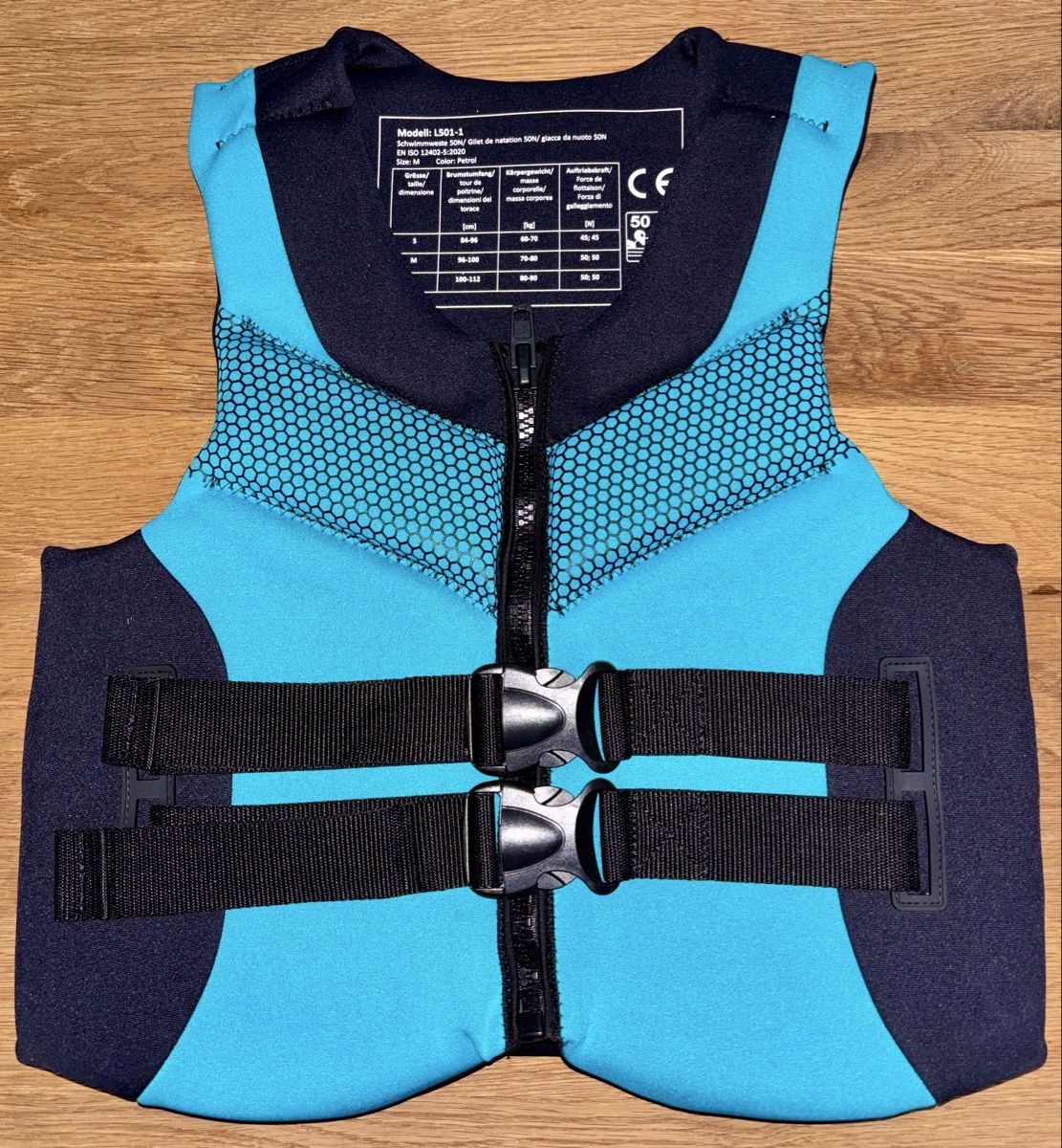 Gonser Gilets de sauvetage: 1x getragene Schwimmweste Gr. M – D'occasion à Matzendorf par nuknuknuk