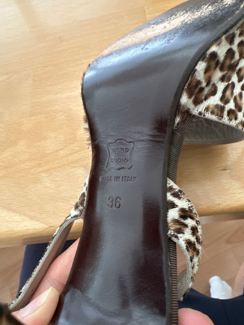 Armani Damenschuhe: Emporio Armani Sandalen – Neu (gemäss Beschreibung) aus Winterthur von goldilox 4
