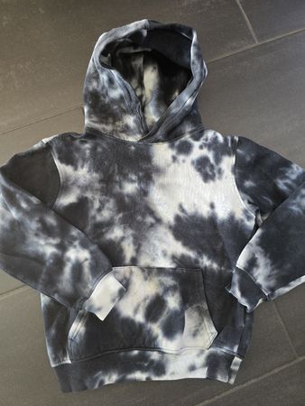 H&M Kapuzenpullover Batik schwarz weiss Grösse 134/140