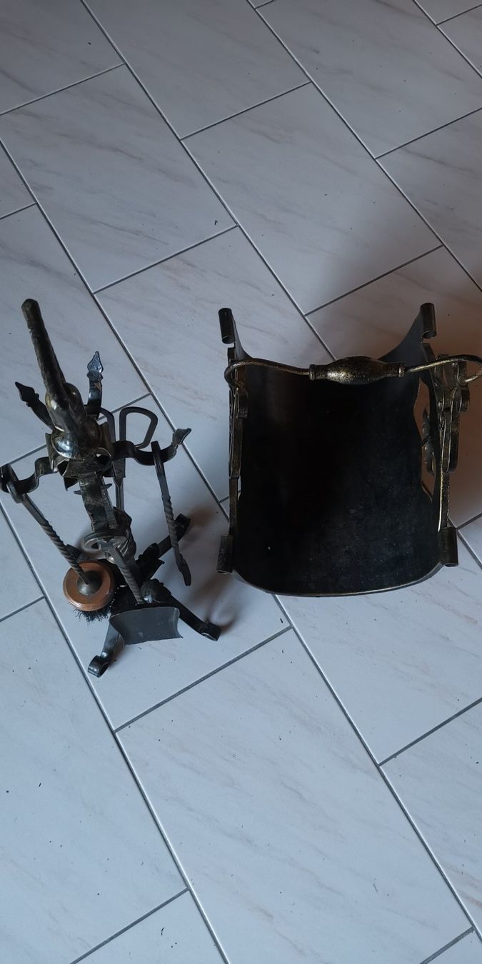 Cheminée: Kamin Bestek – D'occasion à Hausen AG par inf_c5y7