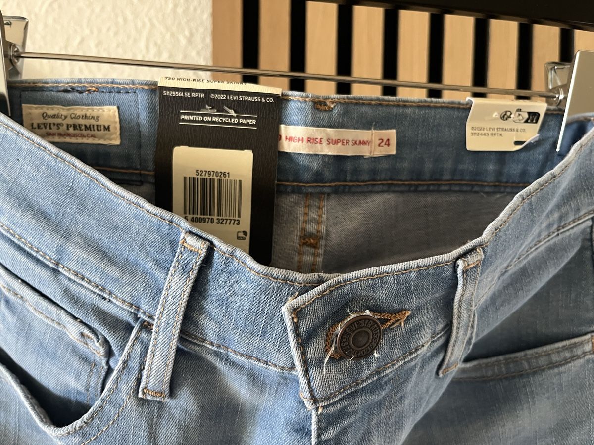 Levi's Jeans: Jean Levi's neuf, taille 24 – Nuovo e nell'imballaggio originale da Lutry venduto da tat_2zxq 2