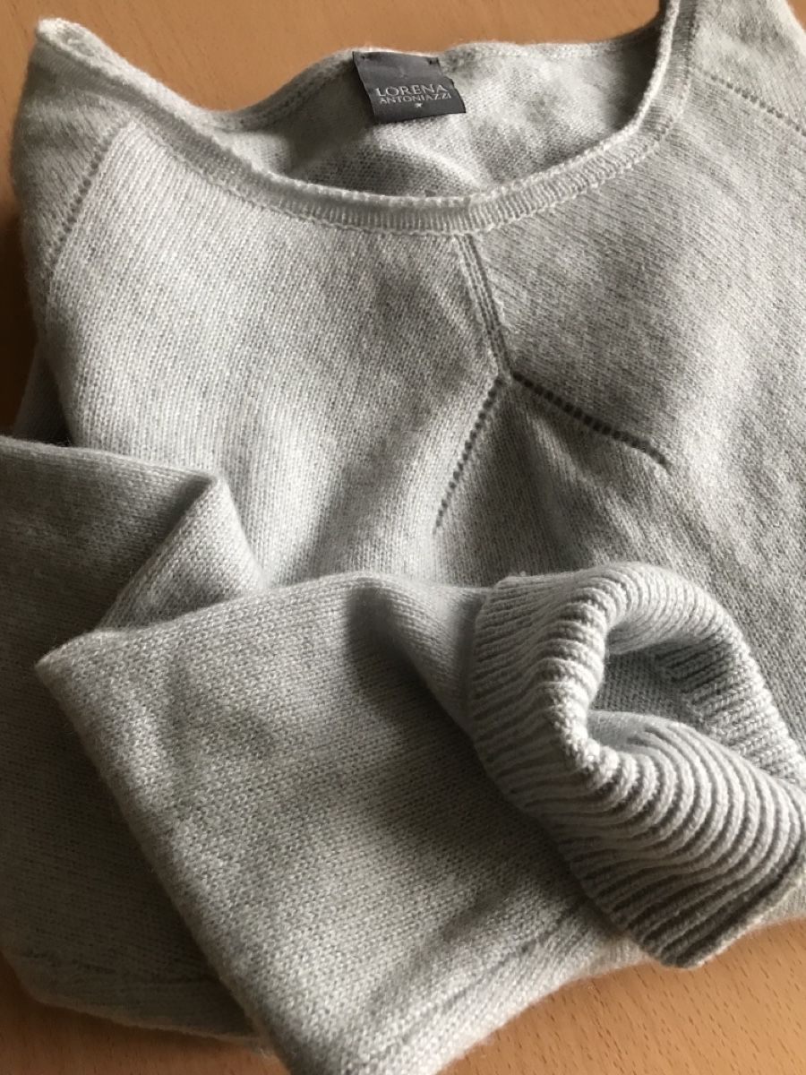 Pullover & Sweatshirts: Pull Cachemire Lorena Antoniazzi, T38 CH, gris bleu clair – Neu (gemäss Beschreibung) aus Morges von sandy069 9