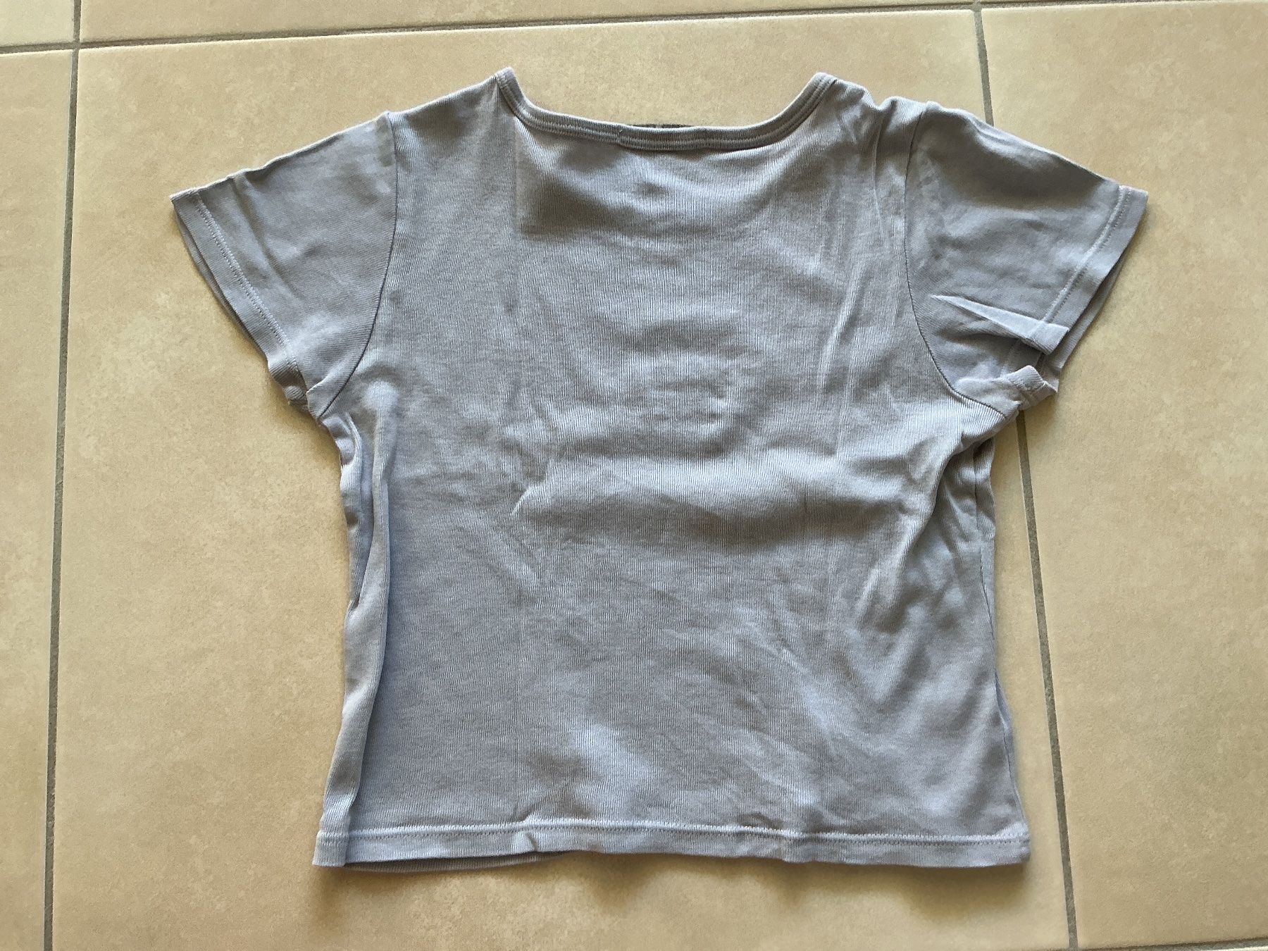 Brandy Melville T-shirt: Damen T-Shirt Brandy Melville – Usato da Frauenfeld venduto da Stehojen 1