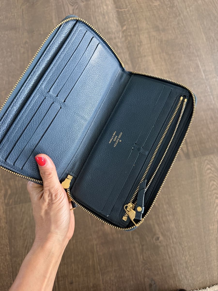 Louis Vuitton Portamonete: Louis Vuitton Zipped Wallet – Usato da Herrliberg venduto da Tubalp 2