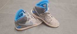 Nike Air Force Sneakers