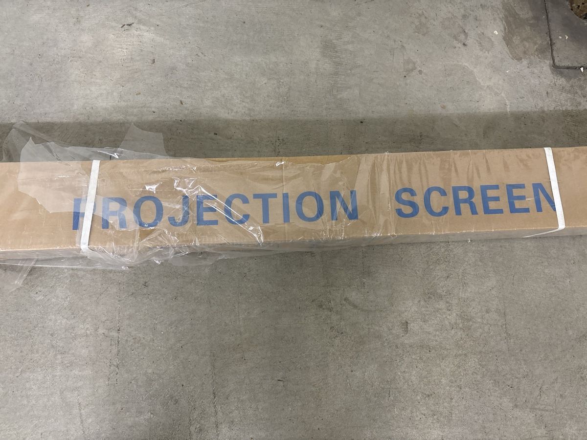 Altri Accessori: Projection Screen new in original in box – Nuovo (secondo la descrizione) da Ebmatingen venduto da silverskys 2