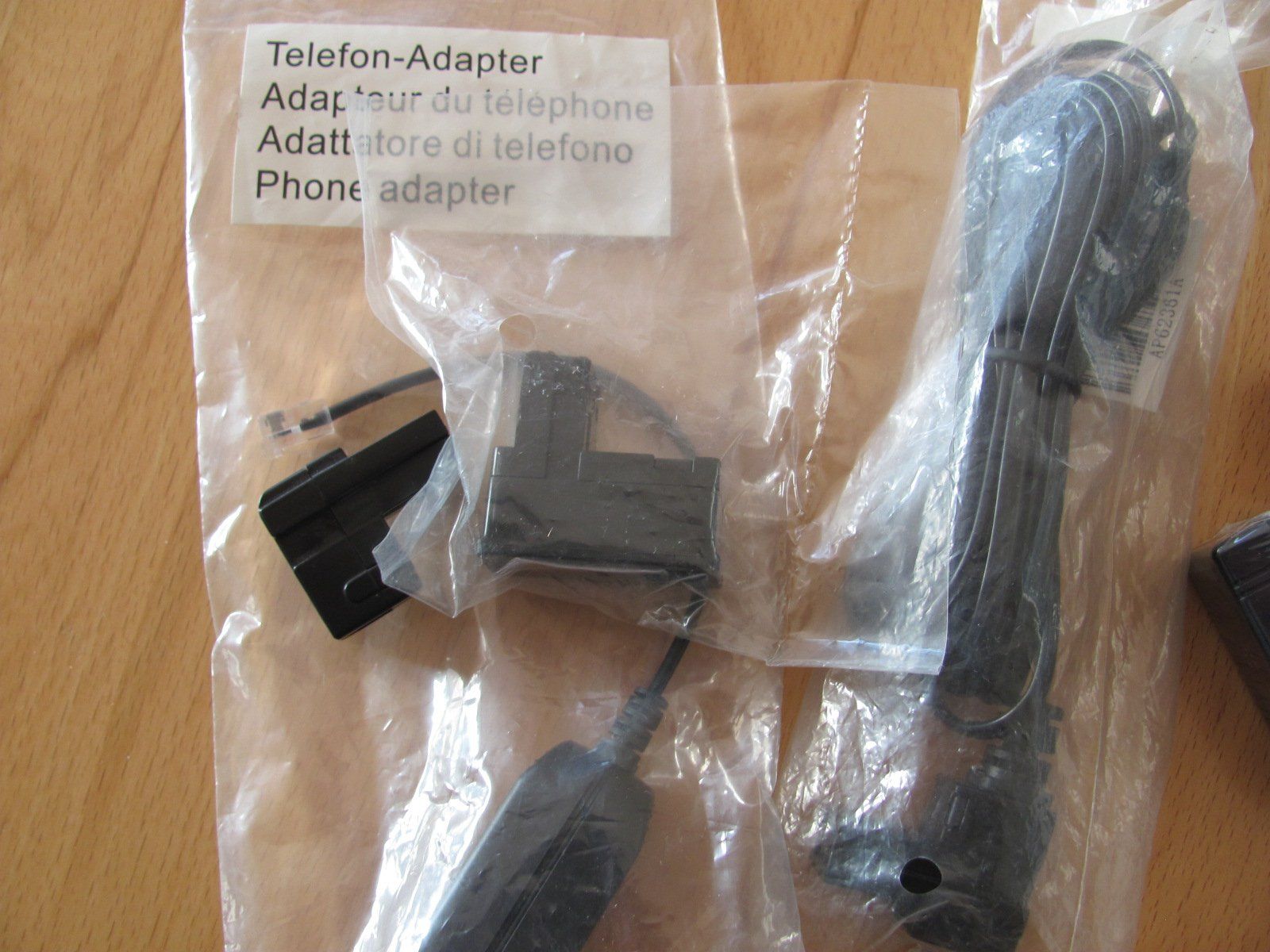 Unità & Adattatore: Telefon Zubehör Adapter und Stecker – Nuovo (secondo la descrizione) da Uznach venduto da Bimbolino