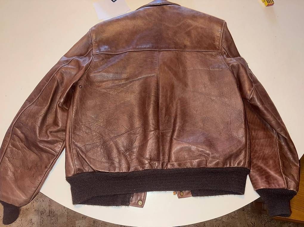 Vestes: 15 Bomber Flyer Pilot Jacket  – D'occasion à Biel/Bienne par loudmuffles