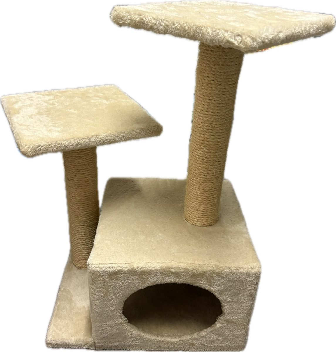 Arbres à chats: Katzenkratzbaum, beige – D'occasion à Embrach par ale_v5qn