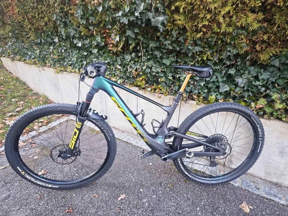 Scott Biciclette: SCOTT Spark RC Team Issue AXS 2022 – Usato da St. Ursen venduto da pil_5ddv 1