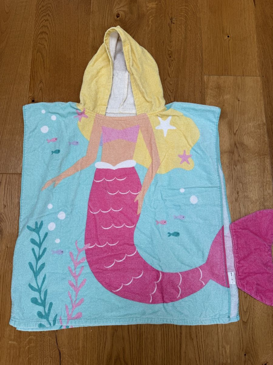 Lotti & Set di vestiti: Badekleiderpaket Grösse 122/128 – Usato da Hünibach venduto da Tamae0 7