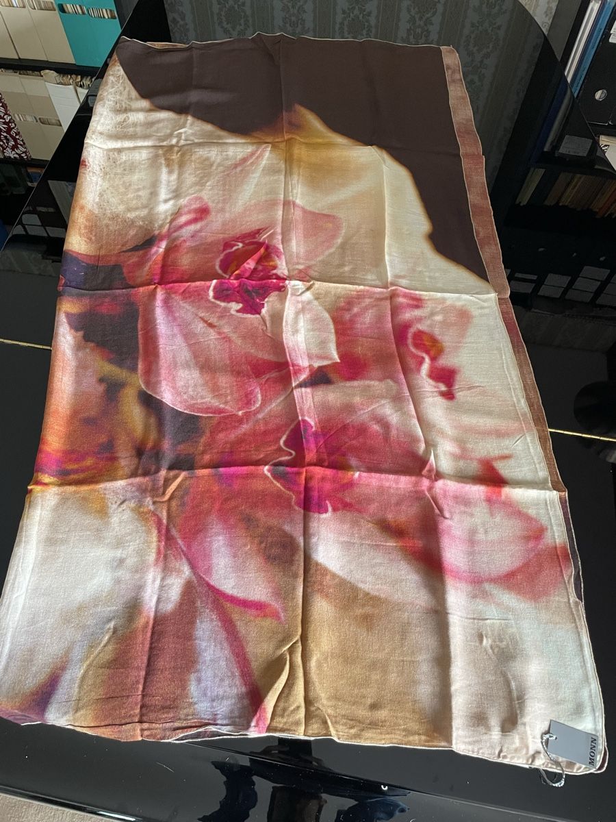 Foulard & Sciarpe: Sciarpa H21 MONN, Made in Italy – Nuovo (secondo la descrizione) da Pura venduto da ndo_6zqx