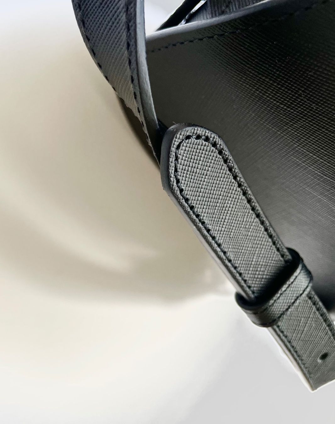 Apc Taschen für Damen: A.P.C. Half Moon bag – Neu (gemäss Beschreibung) aus Zürich von hol_bc6v 3