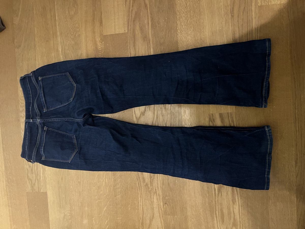 Jeans: bootcut jeans – Usato da Horgen venduto da egrollimund 1