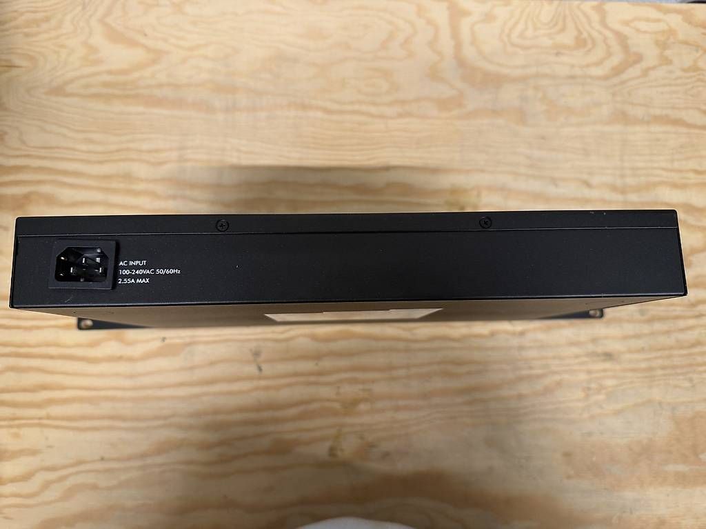 Zyxel Hubs & Switches: Netzwerk Switch - Zyxel Gs2210-8hp – Gebraucht aus Zürich von mehralswohnen 2