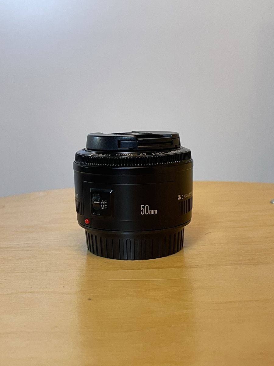 Canon Obiettivi: Objektiv Canon 50mm 1:1.8 – Usato da Zürich venduto da Ali-Olmi 1