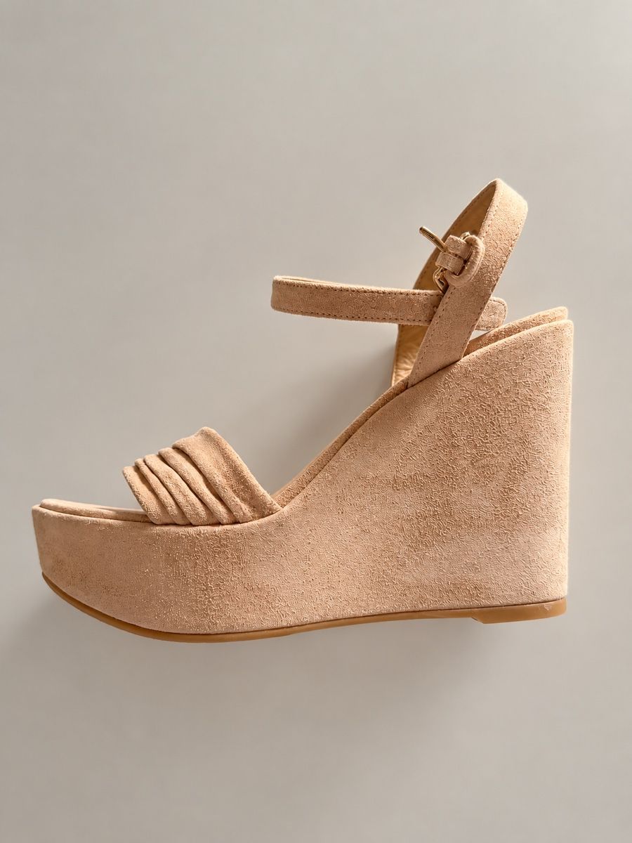 Stuart Weitzman Chaussures femmes: Stuart Weitzman beige Gr 37.5 – Neuf (Voir description) à Zumikon par DesignDeluxe 4