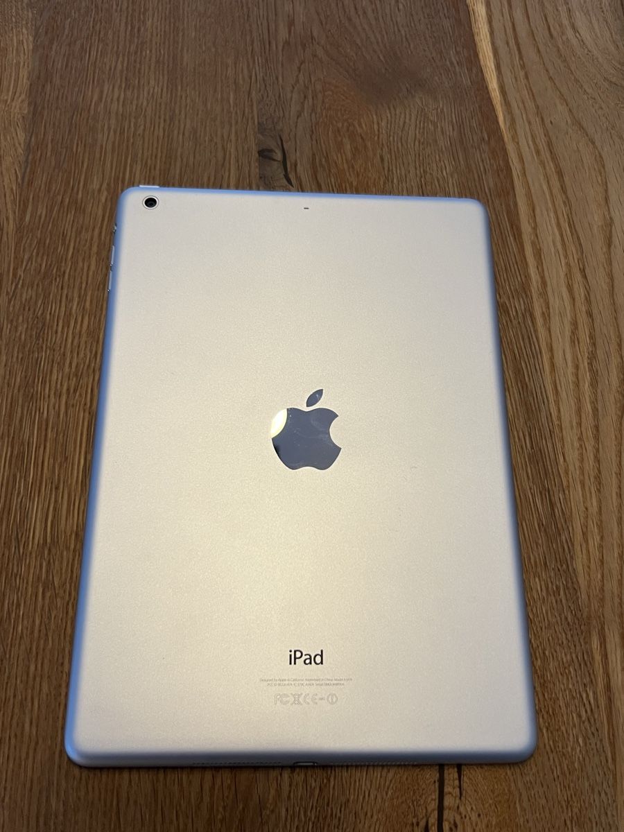 Apple Tablet PC: Ipad Air 1 – Usato da Seuzach venduto da Isaa79 1