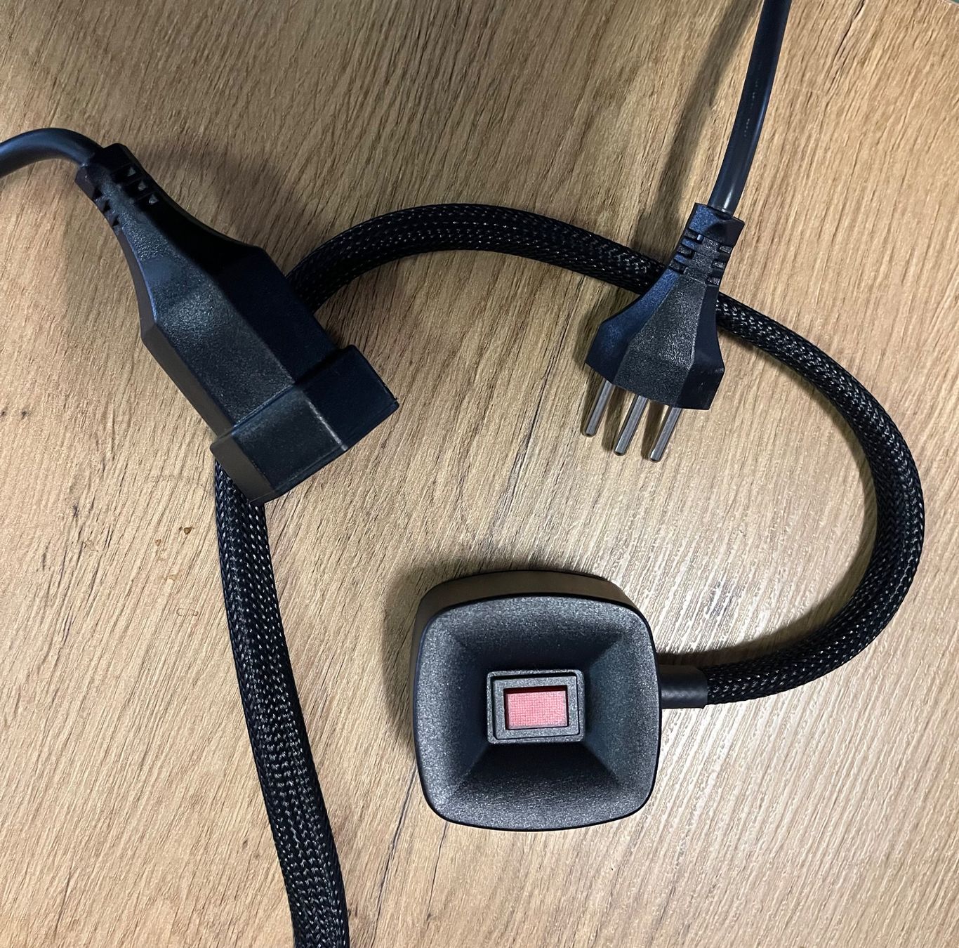 Cavi: Verlängerungskabel / Netztrenner 220 Volt – Nuovo e nell'imballaggio originale da Rüttenen venduto da atwork-tools