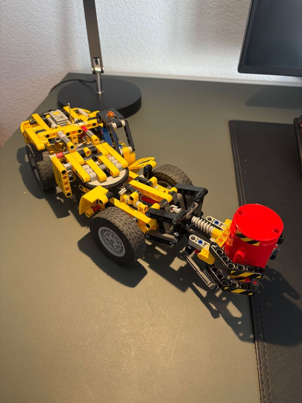 Lego Giocattoli: LEGO Technic Bergbau-Lader Set Nr. #42049 – Usato da Rorschacherberg venduto da ConstantinNeiser