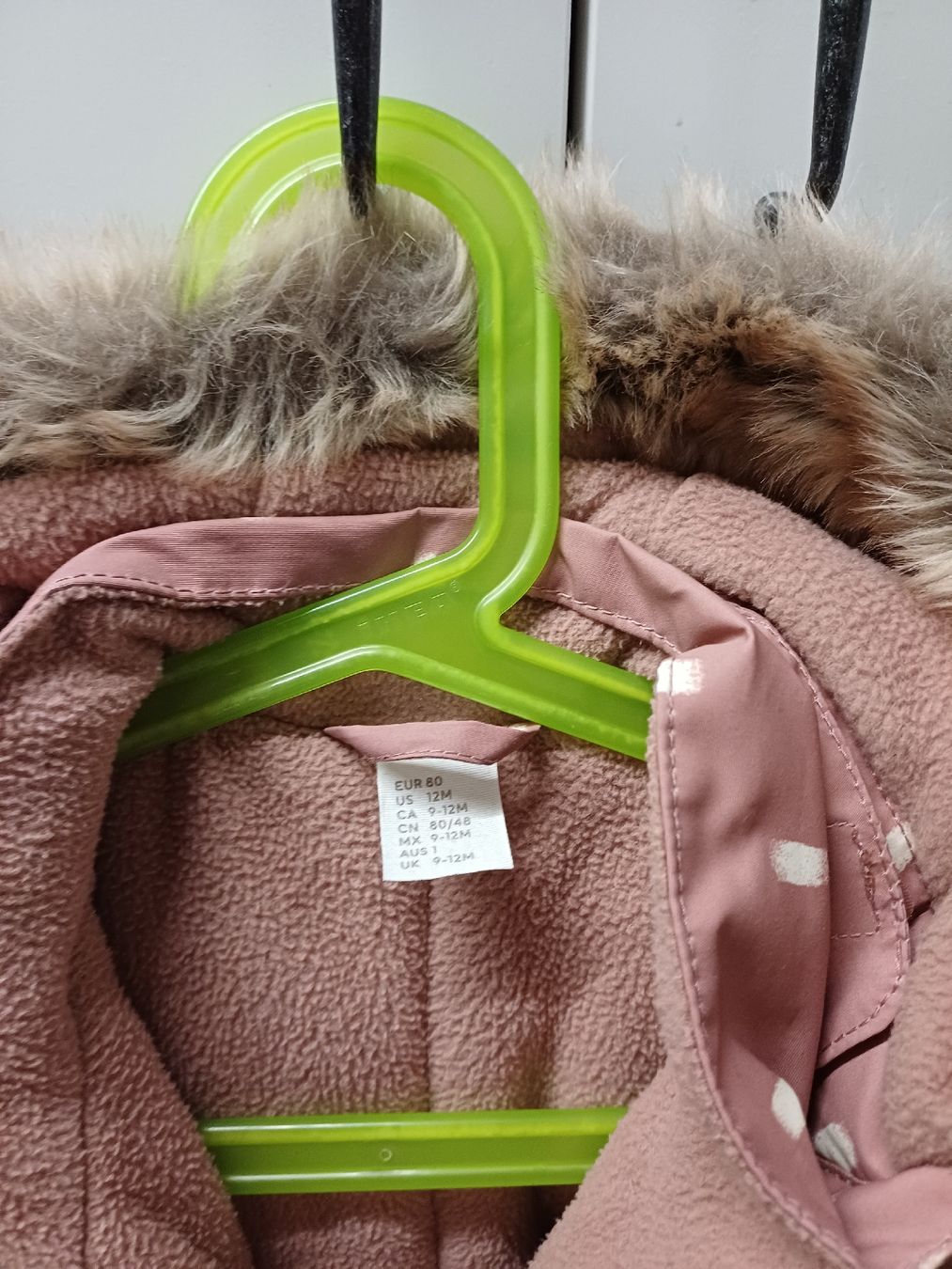 Completi: Schneeanzug Grösse 80 + Mütze – Usato da Walde AG venduto da fashionstyles 2