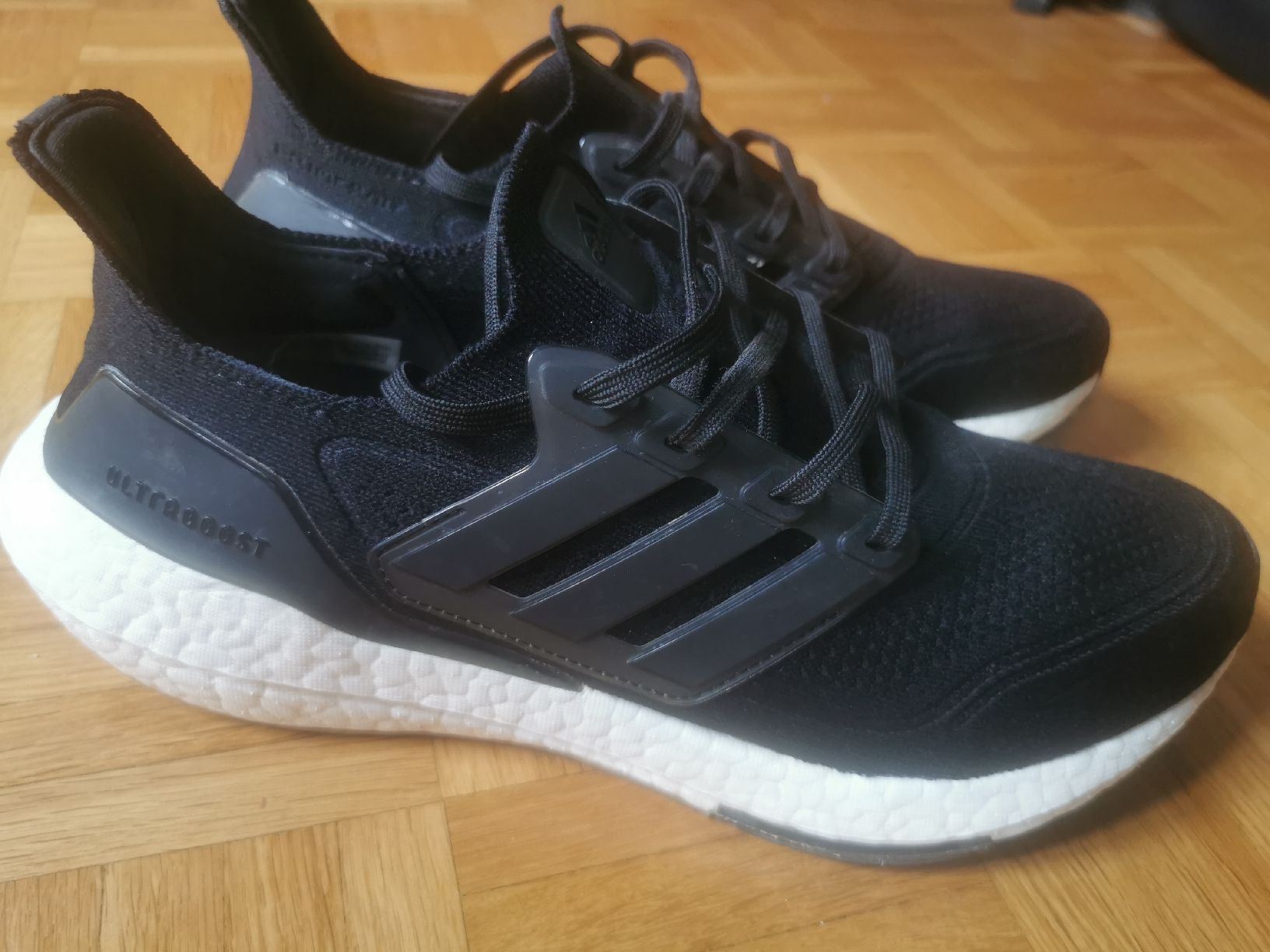 Adidas Herrenschuhe: adidas Ultra Boost 22 Neutralschuh 44 – Gebraucht aus Bern von ged_ffx9 1