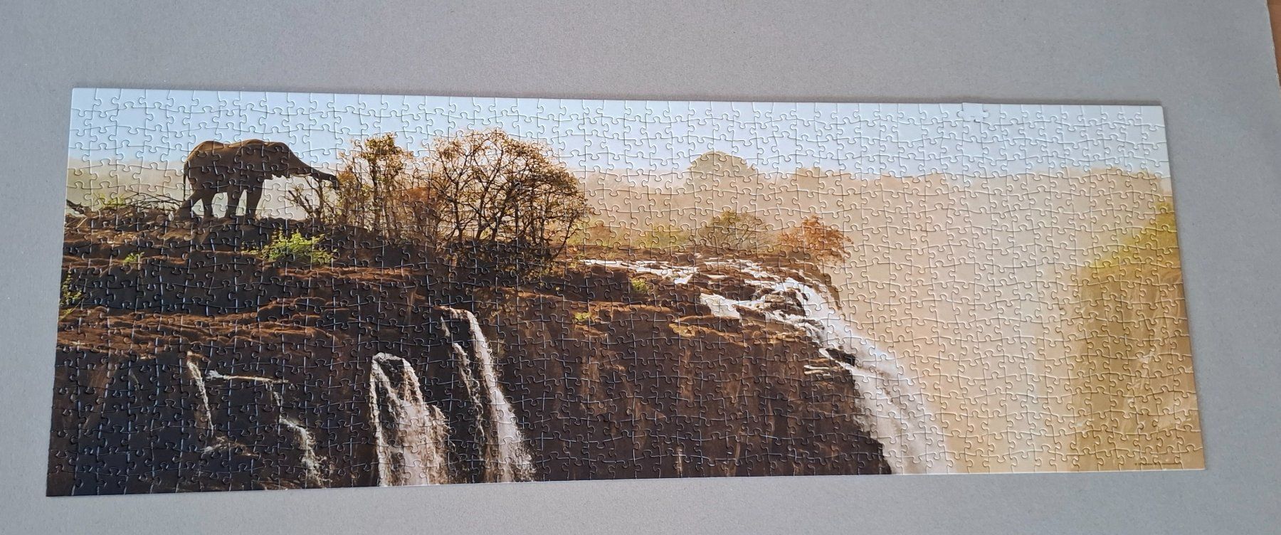 Heye Puzzle: Elefant Panorama Puzzle – Usato da Hinterkappelen venduto da Schampus 1