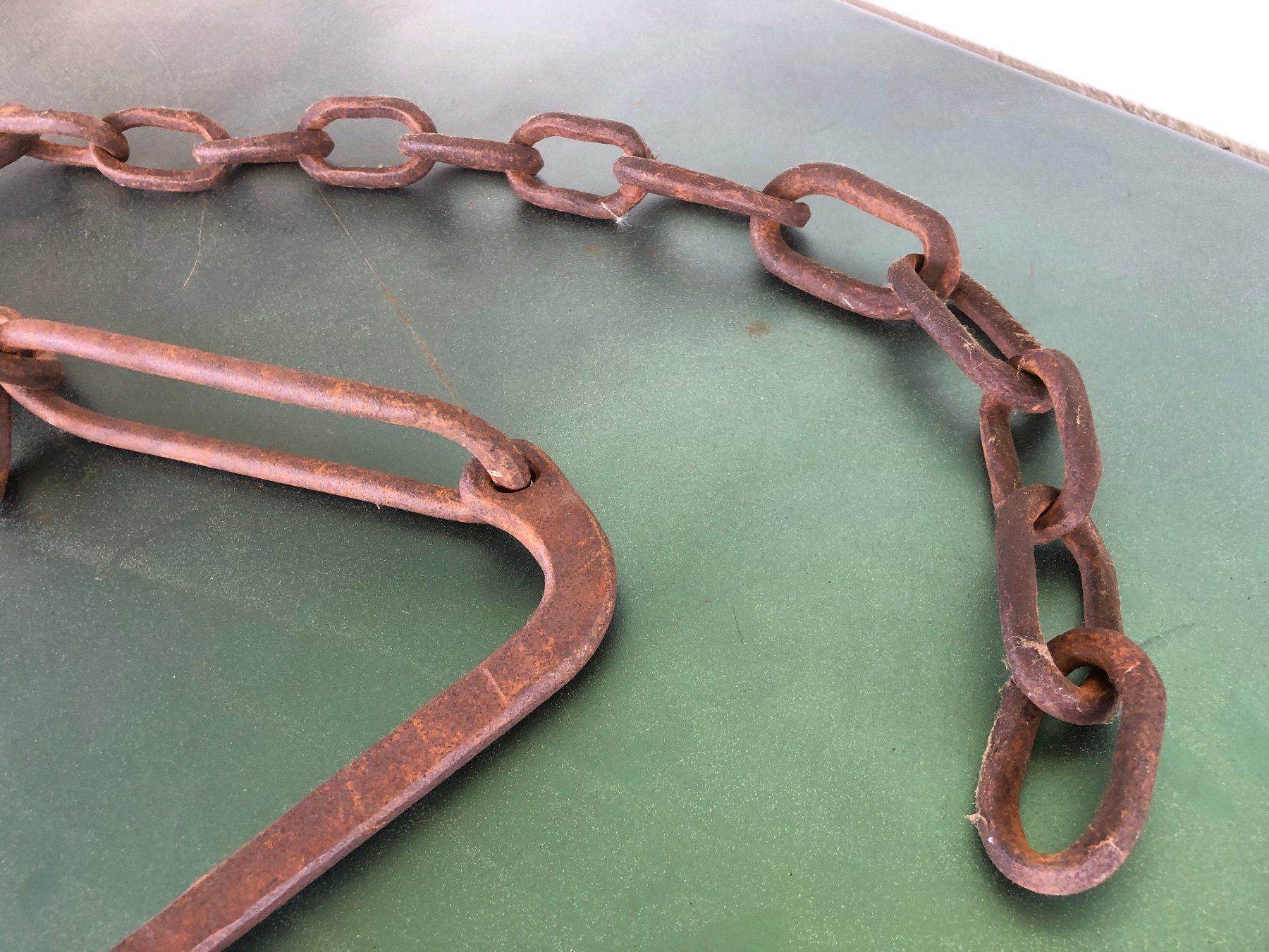 Alle Werkzeuge: Antike Kette Handgeschmiedet – Gebraucht aus Arisdorf von Liquidus 2