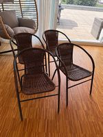 4 Rattan-Stühle - wie neu!