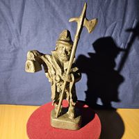 Eisenplastik Figur, Nachtwächter mit Hellebarde 29cm