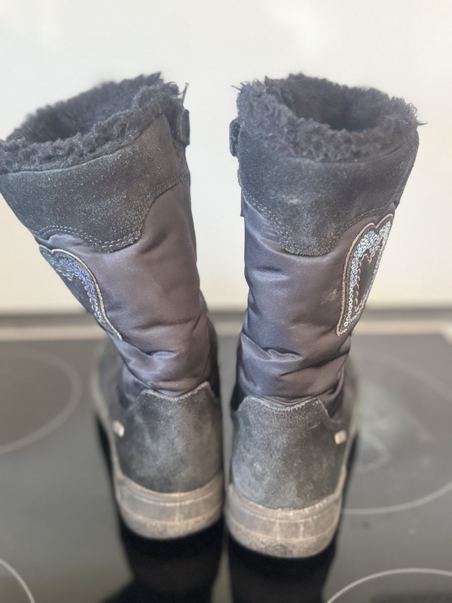 Scarpe per ragazze: 2x Winterstiefel 35 – Usato da Schlieren venduto da Fam.Baumi 1
