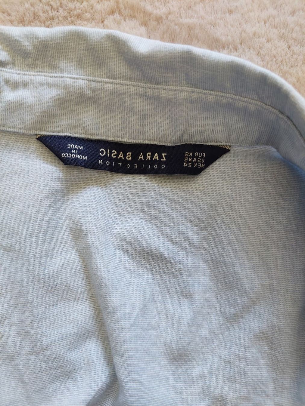 Zara T-Shirts: Hemd von Zara Gr. XS – Gebraucht aus Domat/Ems von Lorand_ 1