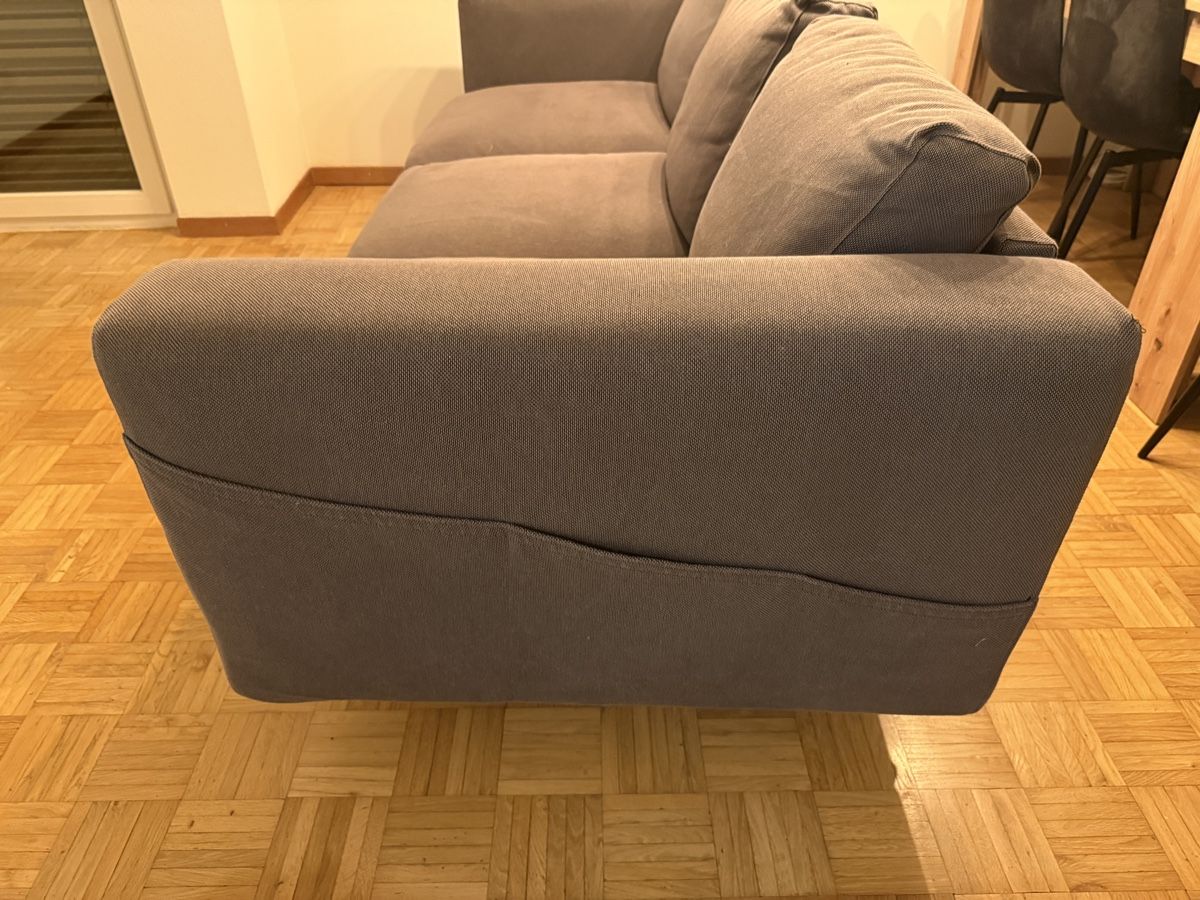 Divani: 3-Sitzer Sofa grau mit Holzfüssen – Usato da Niederuzwil venduto da ced_9ylp 1