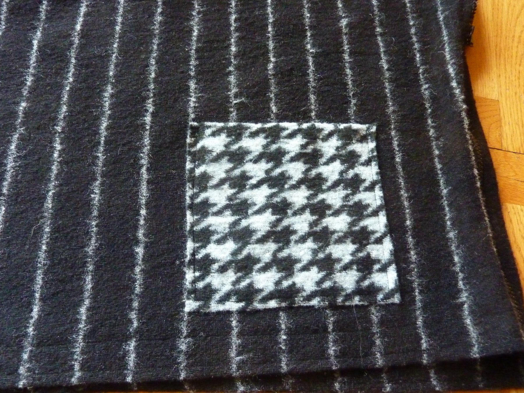 Luukaa Maglioni & Felpe: Luukaa Pullunder gestreift mit Tasche schwarz 34/36 – Nuovo (secondo la descrizione) da Waldstatt venduto da Kananaskis1 1