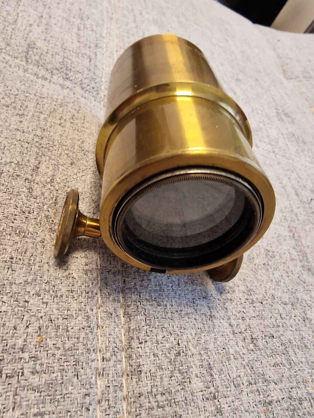 Sonstiges zu Optik: Microscope ancien en laiton, marque Eugen Bauer, état défect – Defekt aus La Chaux-de-Fonds von Ric_m628 4
