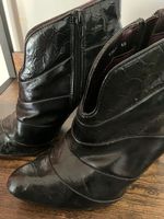 Schwarze Leder Stiefeletten, Gr. 40 - Top Schuhe!