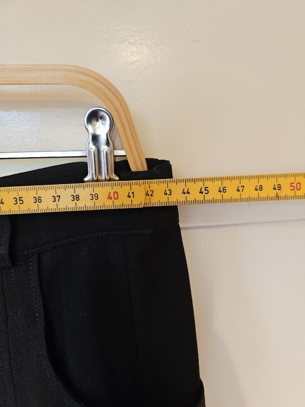 Pantaloni: Damen Stoffhose Basman schwarz gebraucht – Usato da Wattwil venduto da Fair2nd 5