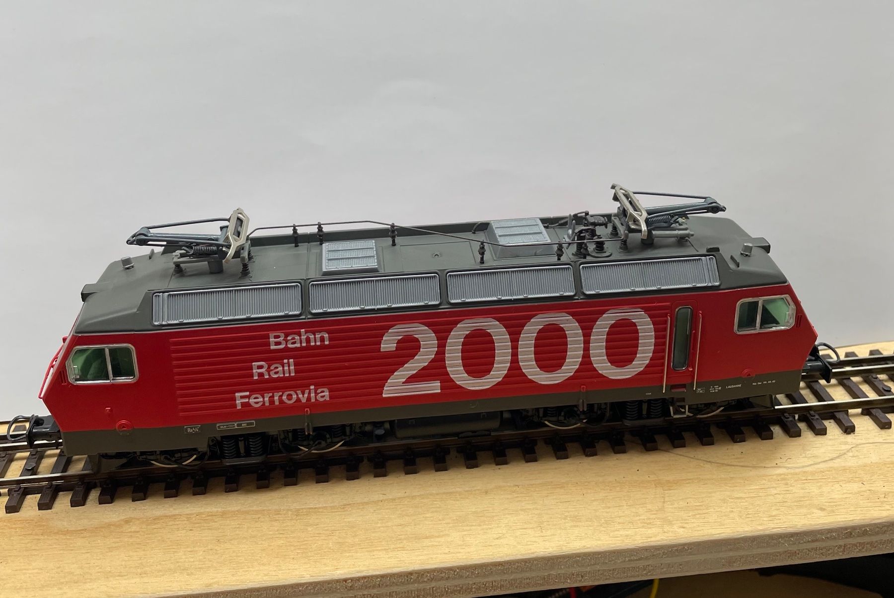 Roco Modellini di ferrovie: Roco Re 4/4 IV Bahn 2000 DC digital 43512 – Usato da Oberkulm venduto da Alfaruedi 2
