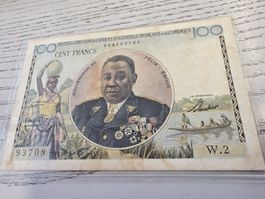 Banknote 100 Francs Afrika Äquatorial Guinea gebraucht