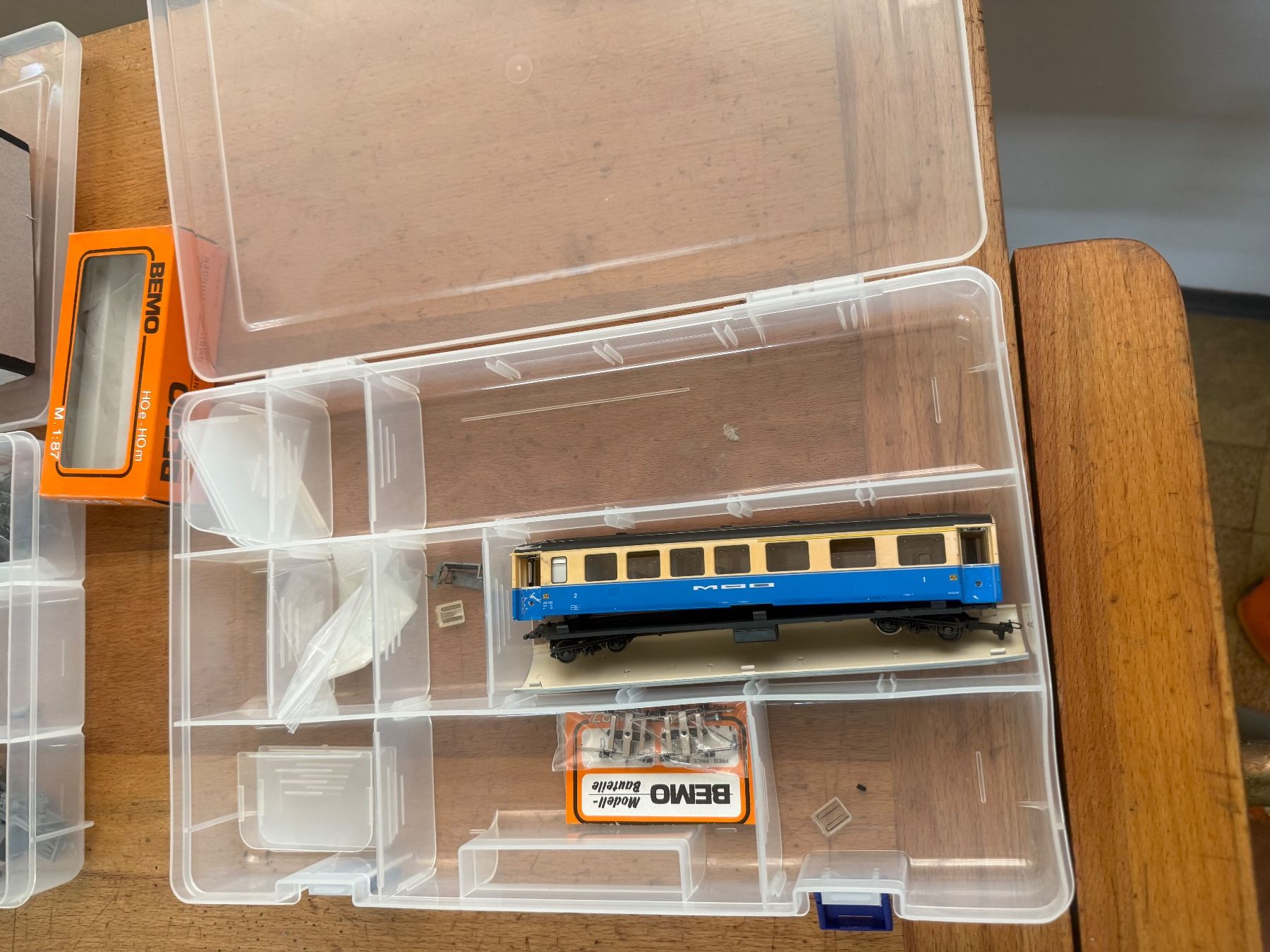 Bemo Modellini di ferrovie: MOB, B203-206 + AB96, en construction + pièces – Usato da Chexbres venduto da rochecolombe 5
