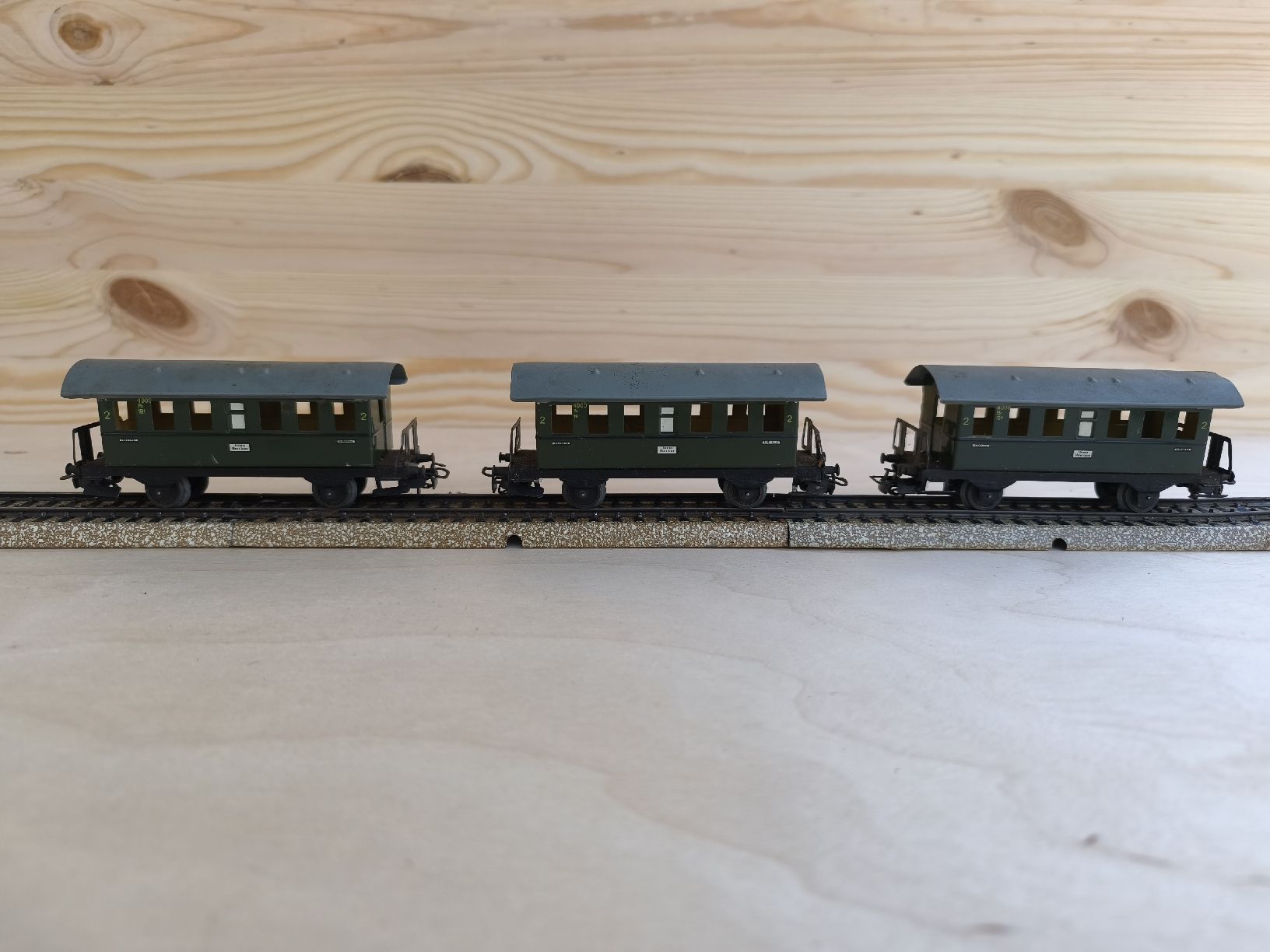 Märklin Trains électriques: 3 Waggons Märklin Modellbahn H0 – D'occasion à Augst BL par Schubrahim