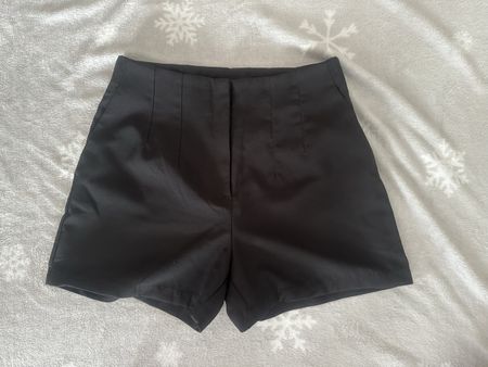 AMISU NEW YORKER high waist Shorts schwarz Gr. 40