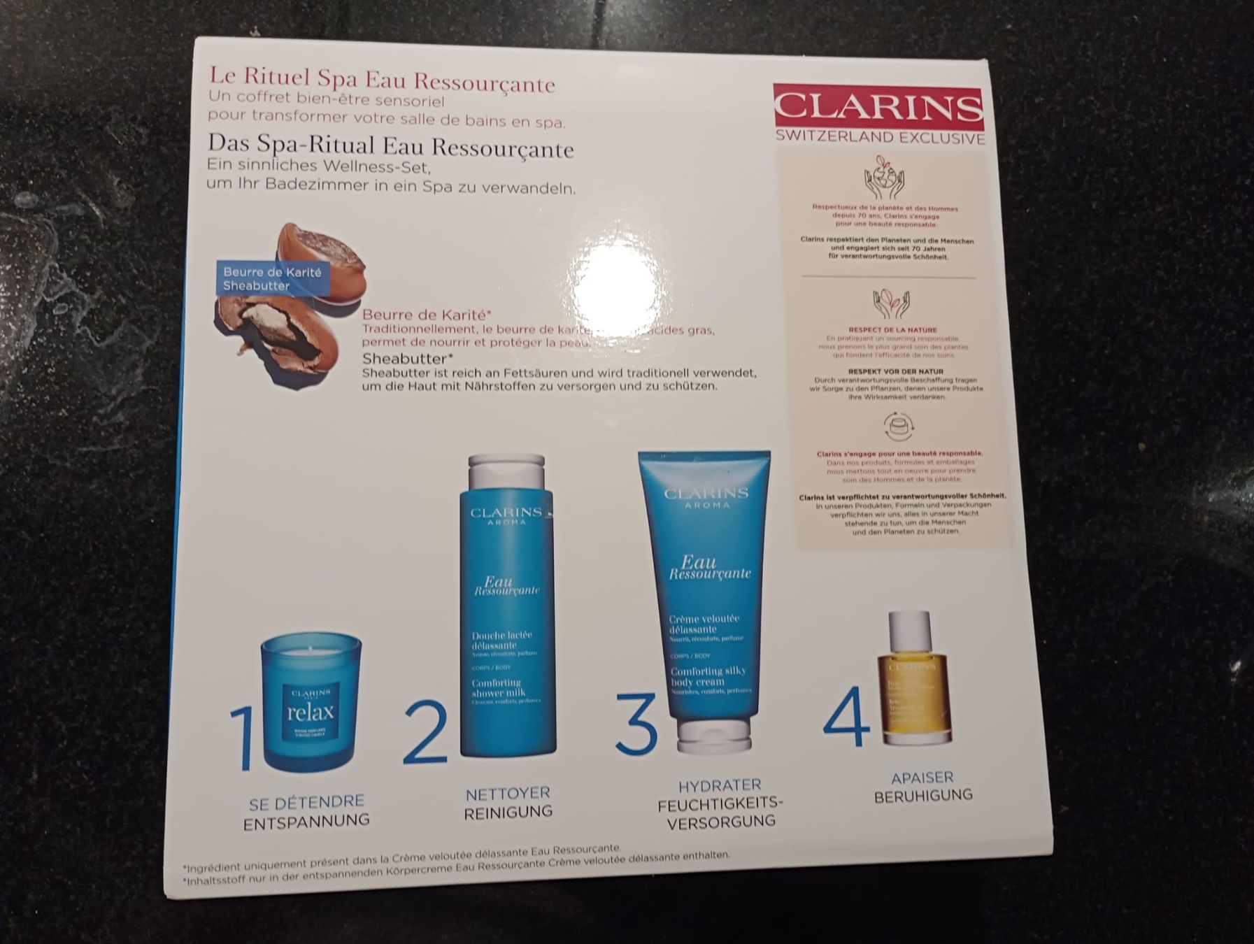 Clarins Altro per la cura del corpo: Clarins Geschenkkoffer – Nuovo e nell'imballaggio originale da Wädenswil venduto da Mirm1.0 1