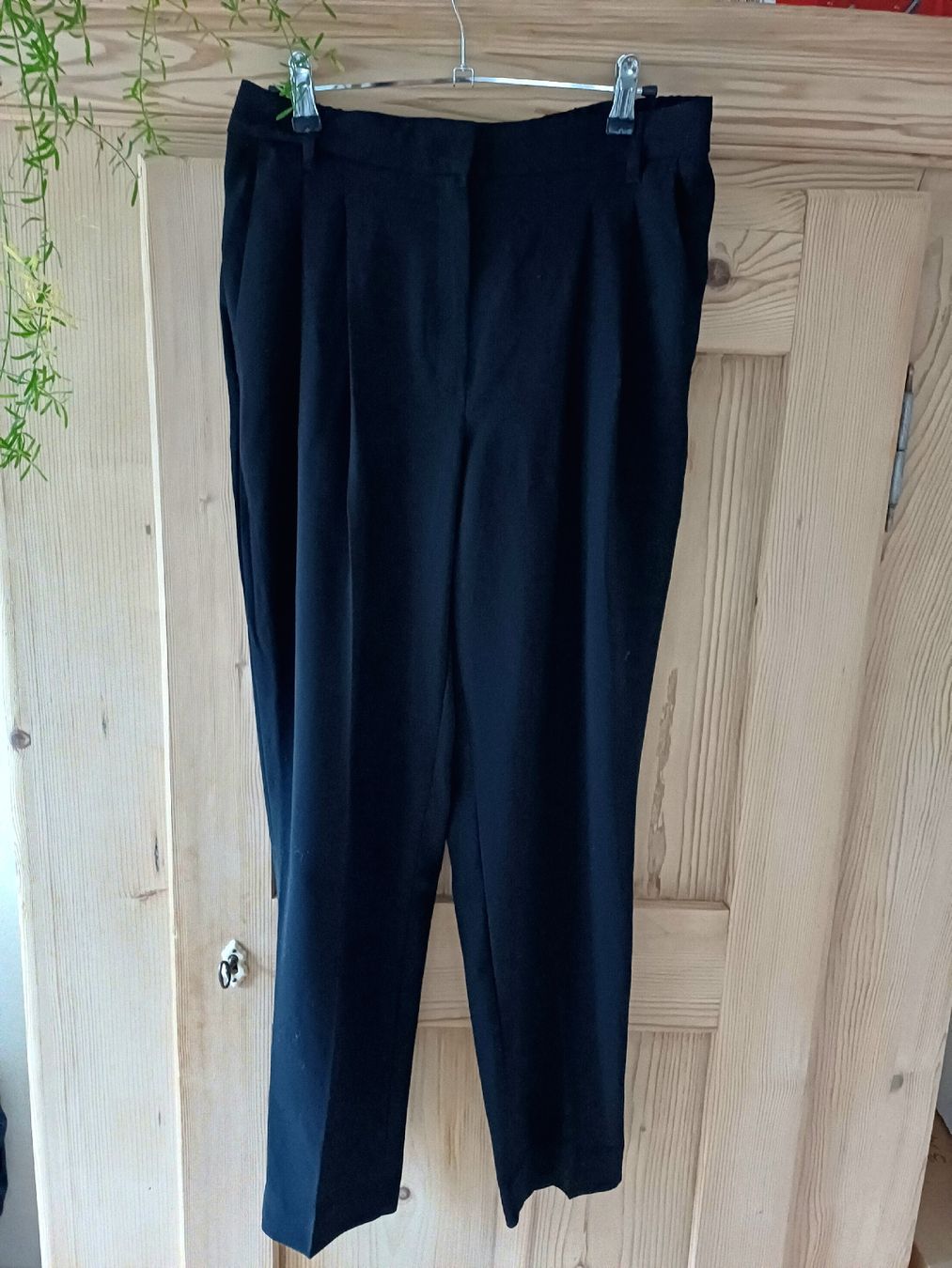 Mango Pantaloni: Mango Anzughose, Gr. 38, schwarz, neuwertig, Herbst – Usato da St. Gallen venduto da luc_kw7x