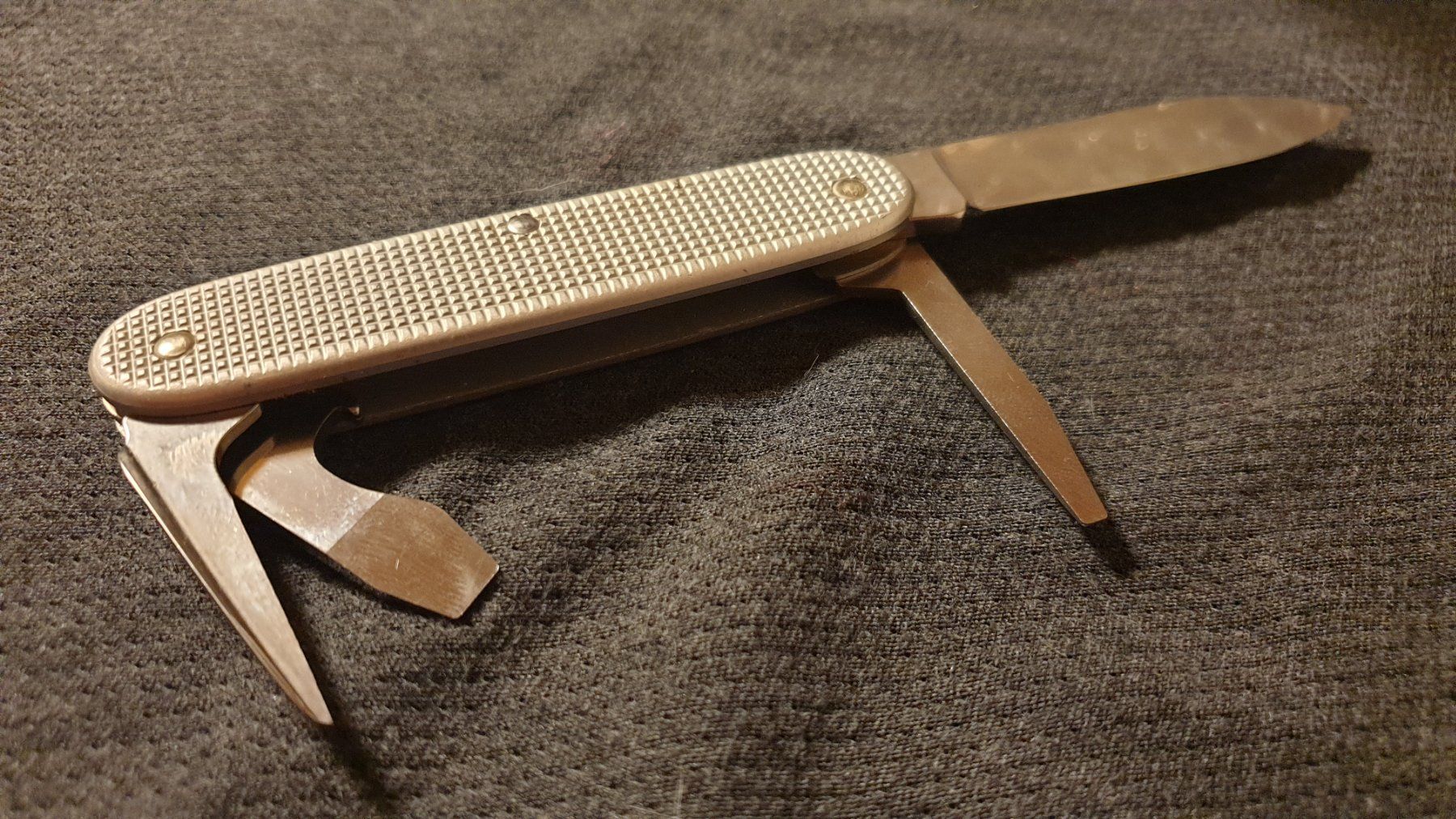 Victorinox Coltelli tascabile: Technician Sackmesser Victorinox OC Alox – Usato da Val D Illiez venduto da SnowRoof 4
