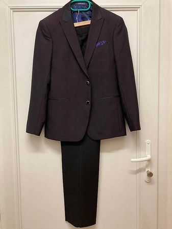 Costumés des hommes taille 52,54,56,L,M