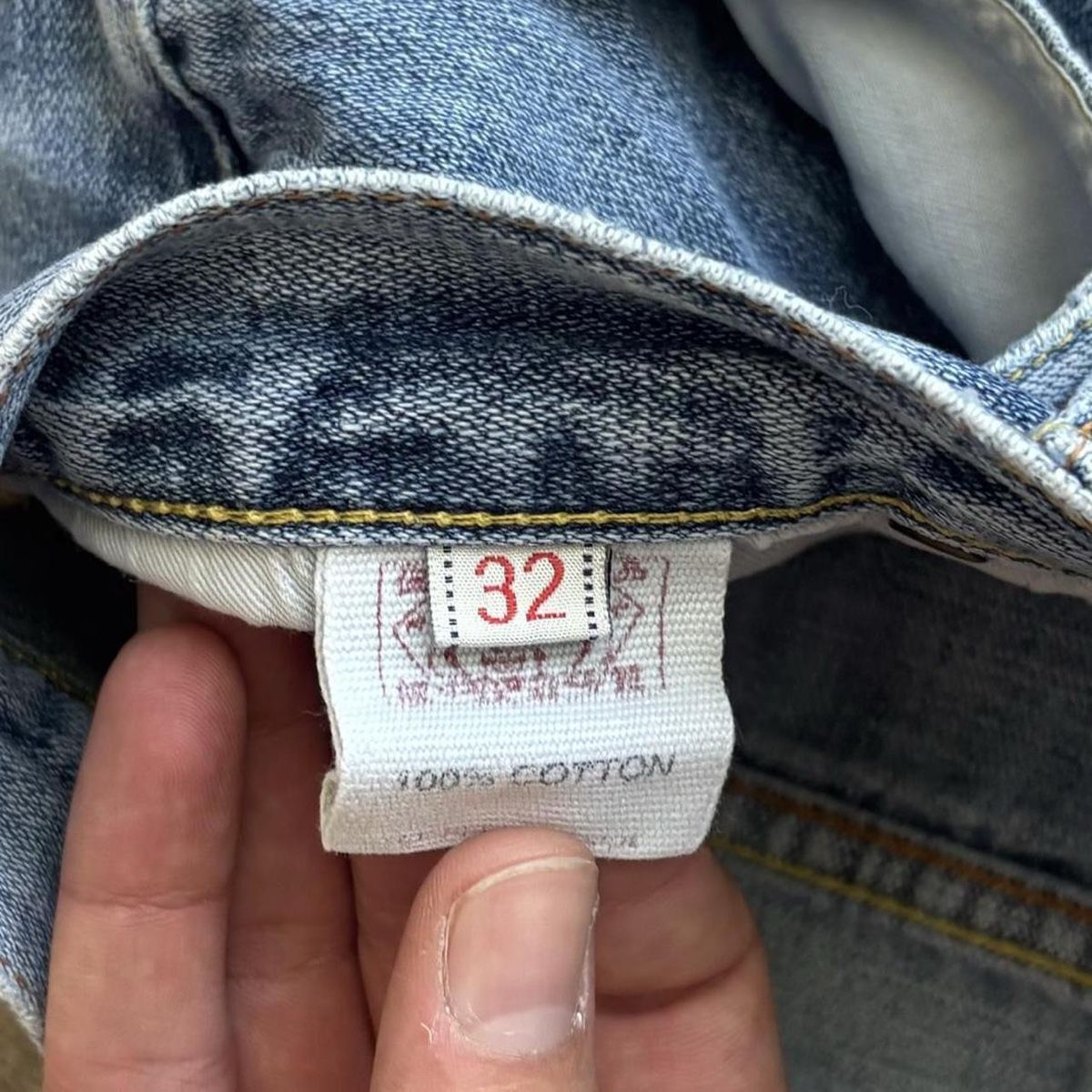 Evisu Jeans: Vintage Evisu Jeans – Usato da Luzern venduto da ameliemueller 3
